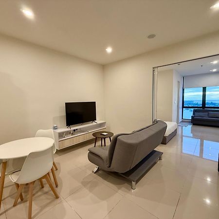 كوتا كينابالو The Shore Executive Suites By Ys Luxury المظهر الخارجي الصورة
