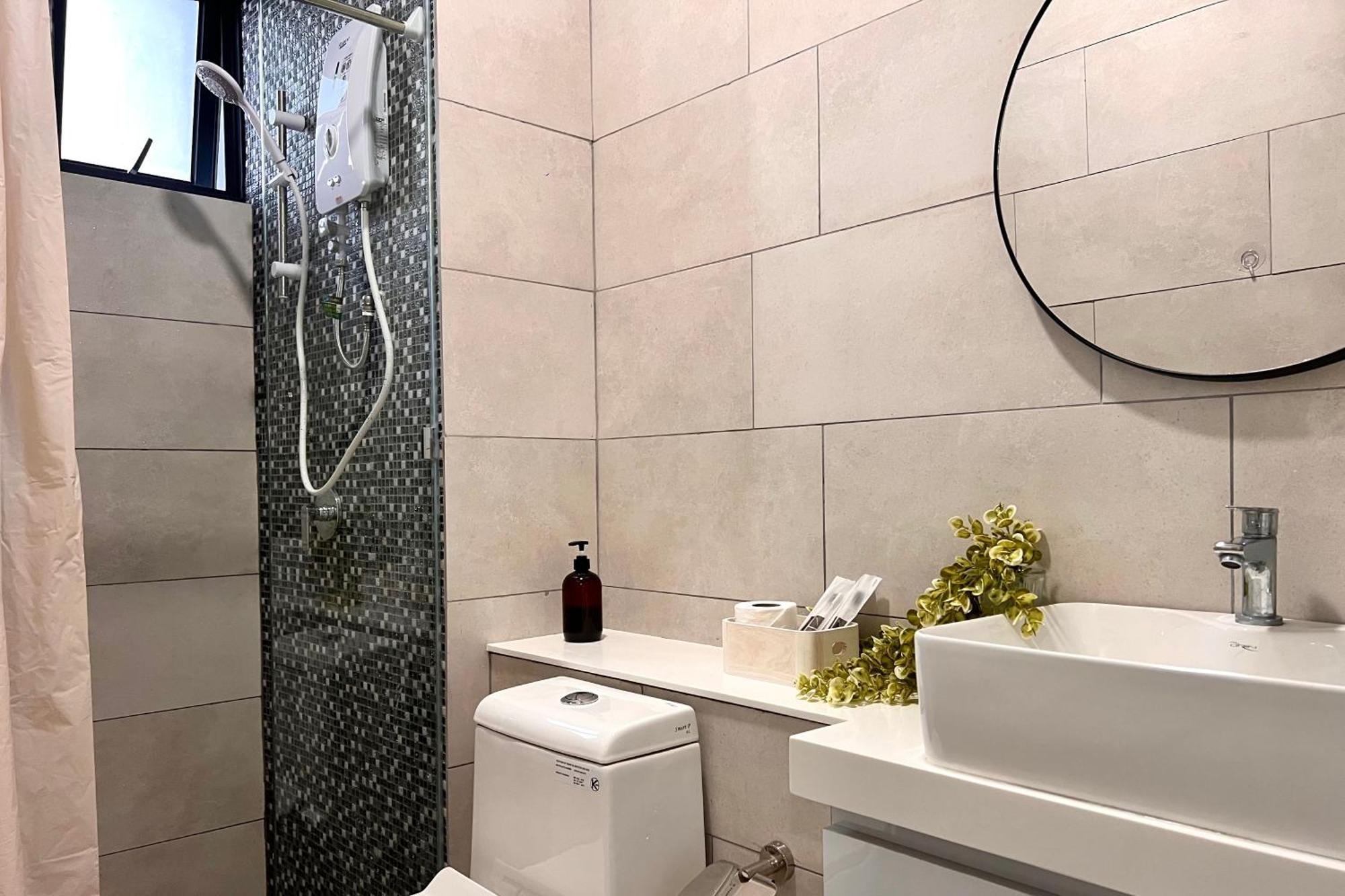 كوتا كينابالو The Shore Executive Suites By Ys Luxury المظهر الخارجي الصورة