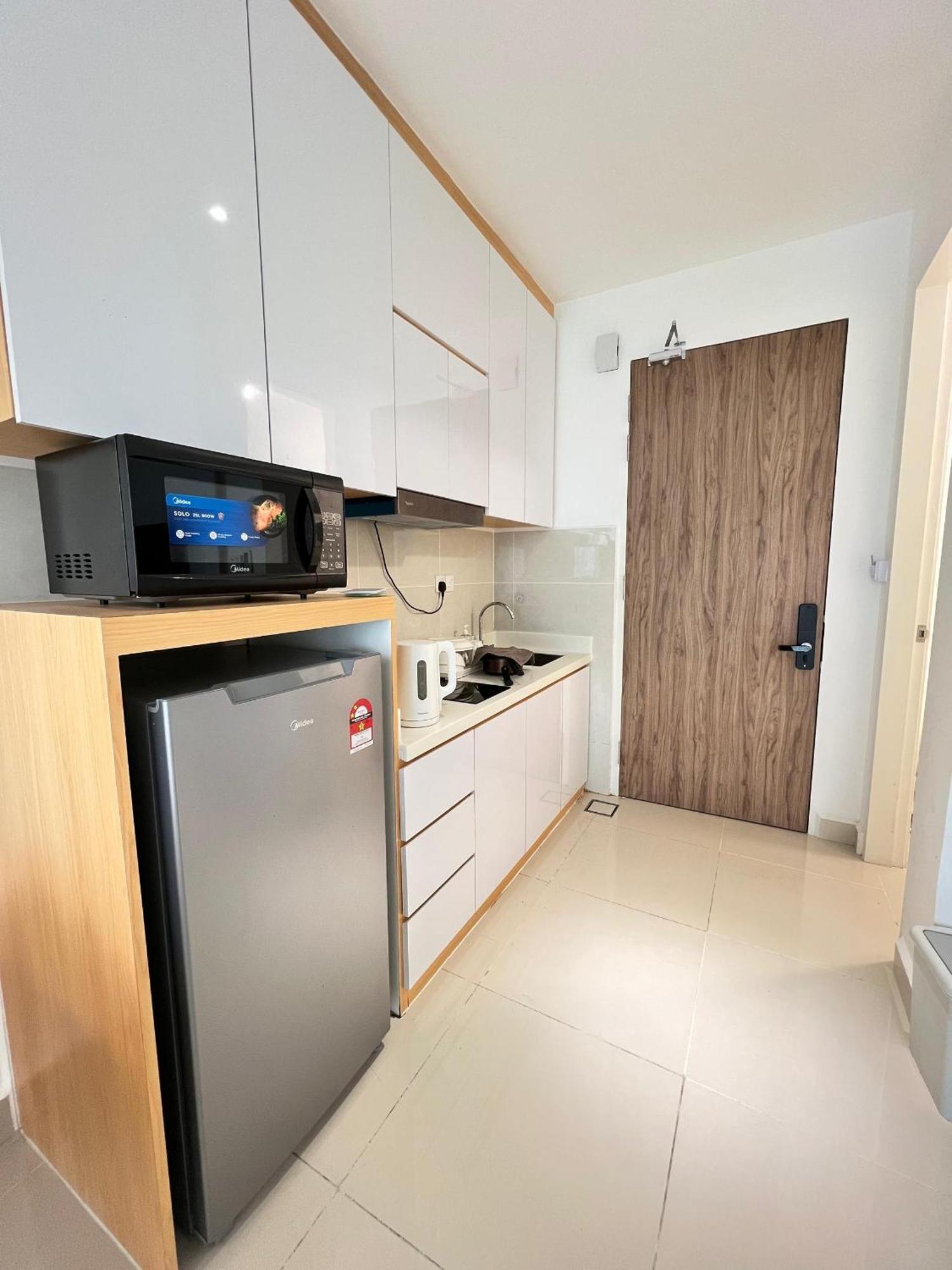 كوتا كينابالو The Shore Executive Suites By Ys Luxury المظهر الخارجي الصورة